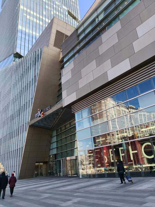 沈阳万象汇置地广场 城市商业新地标，引领消费新潮流